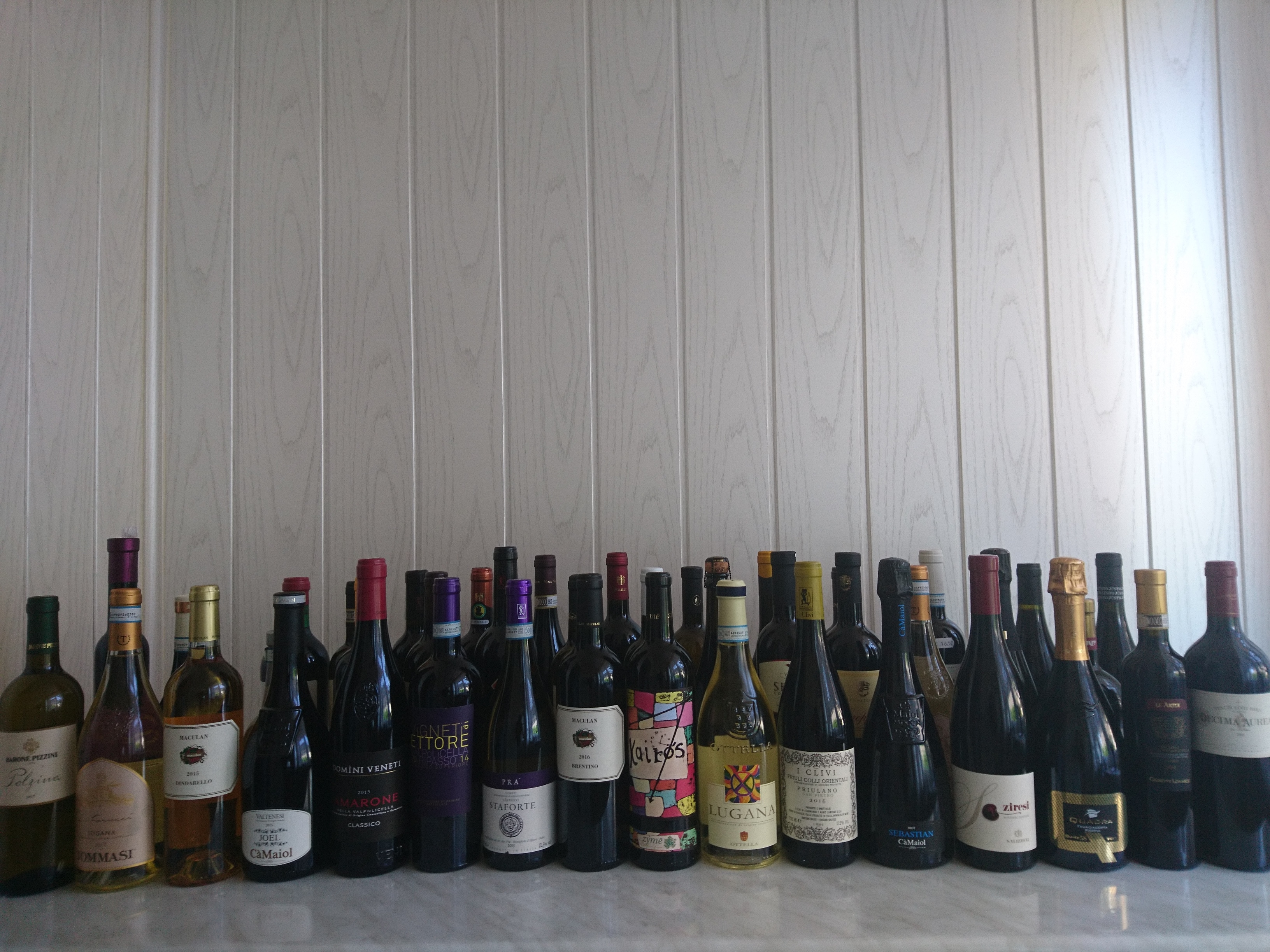 Wina z Veneto i Lombardii – co warto wypić na miejscu i przywieźć ze sobą